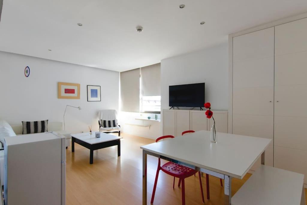 Апартаменты Beautiful Flat A Stone'S Throw From The Retiro-Vill Мадрид Экстерьер фото